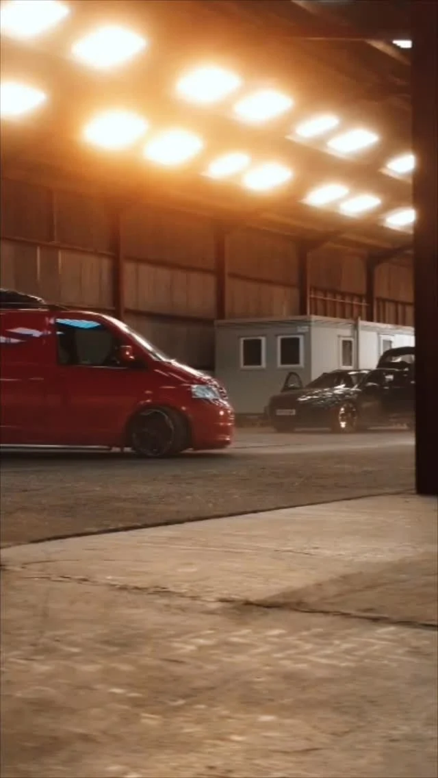 004 = red Dubsta fire. This T5 Sportline is built to be seen — and you can see it at Camper Jam, 5 July.
Drop a 🔥 if you’d run this.
#Dubsta #004 #T5Sportline #RedVanClub #RoadReady #ShowUpCampOutStayLow #dubsta #hausvondubsta #cliquedelete